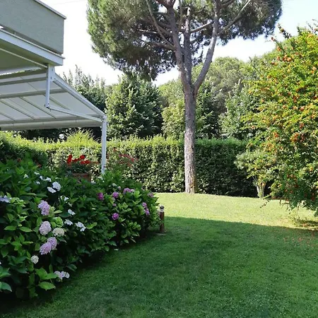 A Dei Marmi